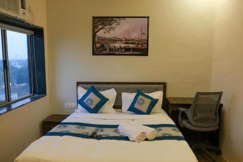 Hotel Vrc มุมไบ ภายนอก รูปภาพ
